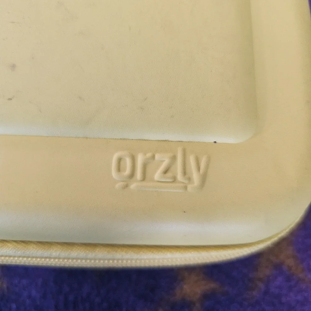 Nintendo orzly yellow